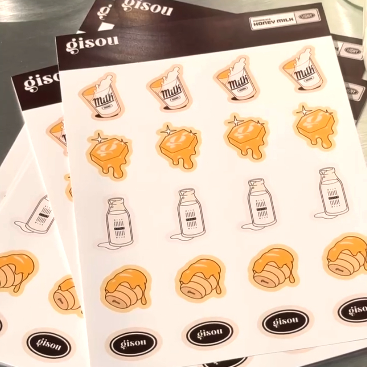 GISOU_DSORDER_STICKER_PHOTO